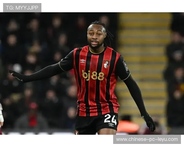 伯恩茅斯19岁小将拉扬送点后头球扳平，自我救赎助球队逆转